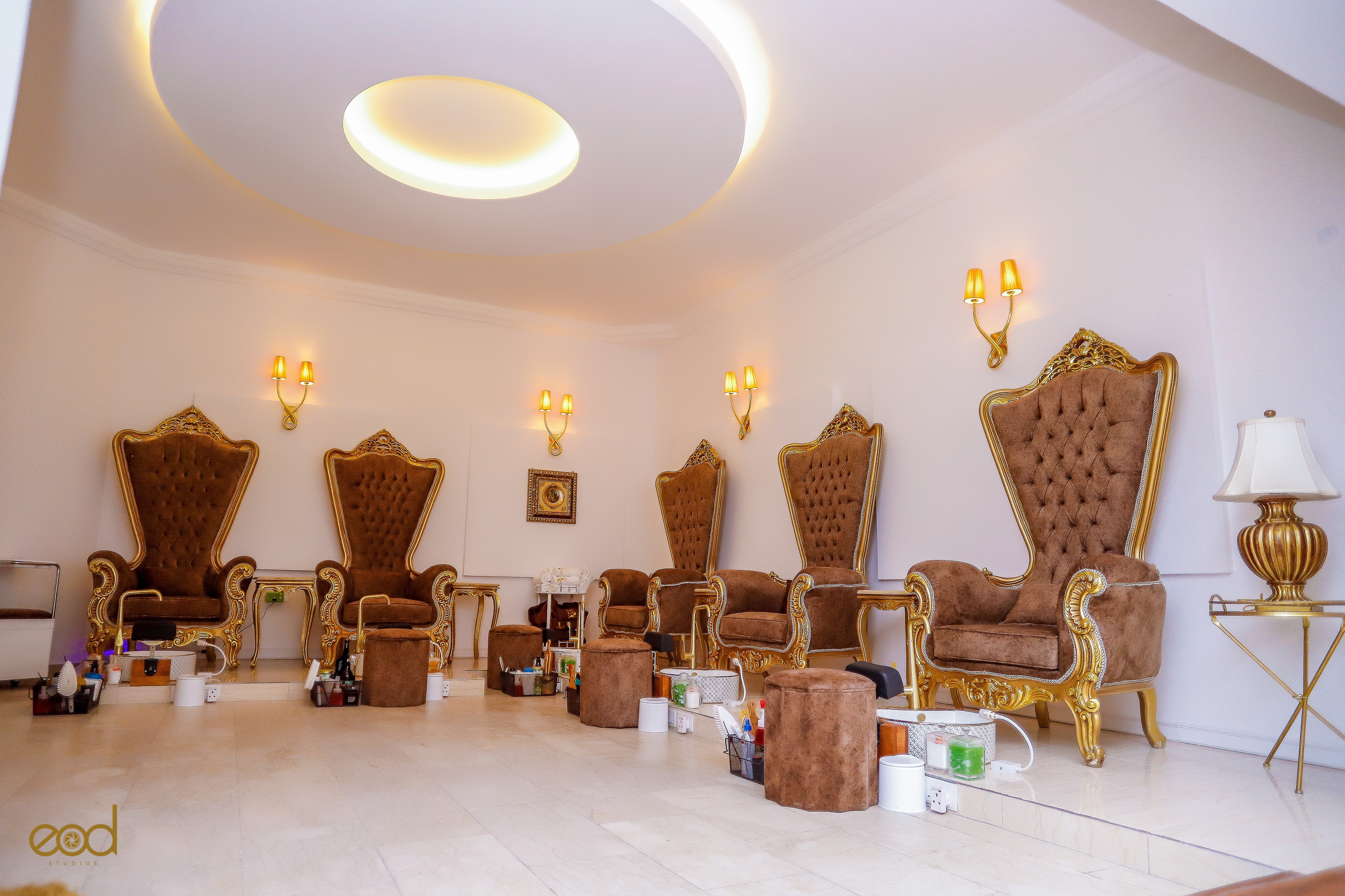 Rejuvenating facial